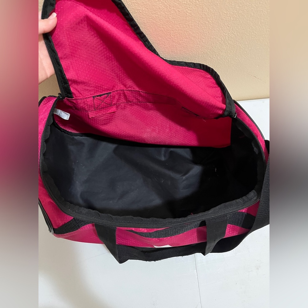 Adidas Diablo Duffel Bag Pink Black Logo Gym Workout Tote Sport Duffle Weekender - Picture 7 of 12